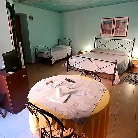 Hotel Centrale 비테르보