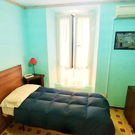 호텔 Hotel Centrale 2*